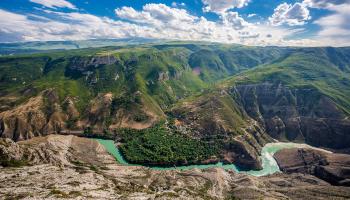 https://trips-photo.sletat.ru/Tours/03eb24ee-e1a8-44e2-bc7b-8cfbac67d56b.jpg
