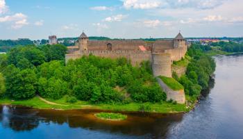 https://trips-photo.sletat.ru/Tours/0f21d347-06f9-4083-8c9d-92abd4be6942.jpg