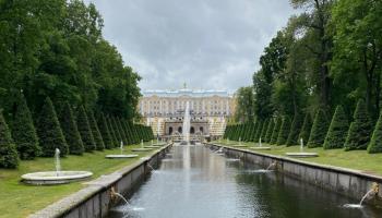 https://trips-photo.sletat.ru/Tours/1bad5a0b-fe6b-4d6d-bb77-43fcca37b6ff.jpg