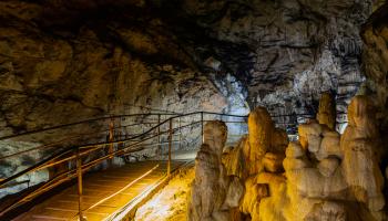 https://trips-photo.sletat.ru/Tours/1cc1c754-a63c-43f8-81aa-54c7b7c85ca9.jpg