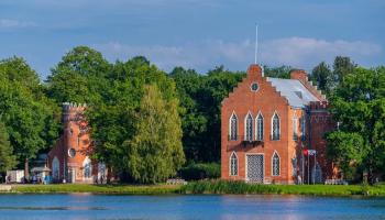 https://trips-photo.sletat.ru/Tours/21d66a5a-babd-4ec3-8d93-6e16bdf99162.jpg