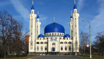 https://trips-photo.sletat.ru/Tours/4b6e73e2-36b3-4876-a7f6-64532949c083.jpg?response-content-type=image/jpeg