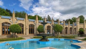 https://trips-photo.sletat.ru/Tours/4ddafaf3-1b7d-4277-95f2-ff4e9d44c1c6.jpg