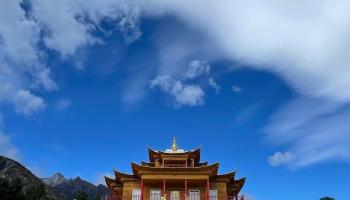 https://trips-photo.sletat.ru/Tours/63dbc1d6-260f-430c-b627-80cc3be2a139.jpg?response-content-type=image/jpeg