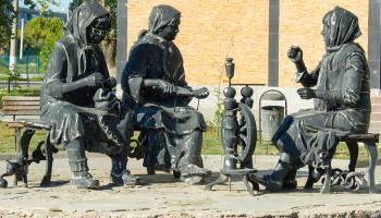https://trips-photo.sletat.ru/Tours/7fb7fa90-a739-4628-88fa-fcca30e8055d.jpg