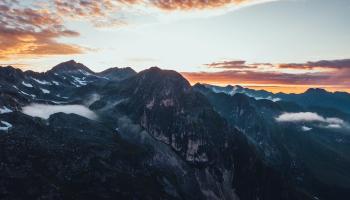 https://trips-photo.sletat.ru/Tours/87b4d521-bf6c-4c92-b591-1813203575aa.jpg