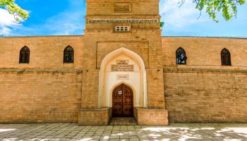 https://trips-photo.sletat.ru/Tours/87f21be8-c5ec-4739-bb65-713f385b0ed8.jpg