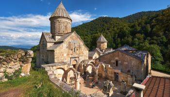 https://trips-photo.sletat.ru/Tours/d1f5ad72-521a-49ba-ab9c-f906b4bdcada.jpg