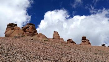https://trips-photo.sletat.ru/Tours/d4b5e47a-ed6f-4c96-b90c-8921e01f699e.jpg
