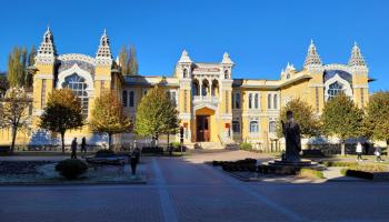 https://trips-photo.sletat.ru/Tours/da0411fb-16c5-4a09-b211-24fa30d8c71e.jpg