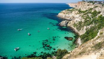 https://trips-photo.sletat.ru/Tours/e0221d94-3e9e-4209-9c2f-ba4e5309d592.jpg