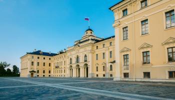 https://trips-photo.sletat.ru/Tours/e2ca5f88-8f1b-4df4-8b4b-e05a77c52ce3.jpg