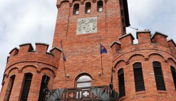 https://trips-photo.sletat.ru/Tours/ea08942a-f5c7-4bee-b385-d43a20829a2c.jpg