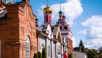 https://trips-photo.sletat.ru/Tours/f1b9e6ab-7f81-4e6a-b3d3-0ebcfa277868.jpg?response-content-type=image/jpeg